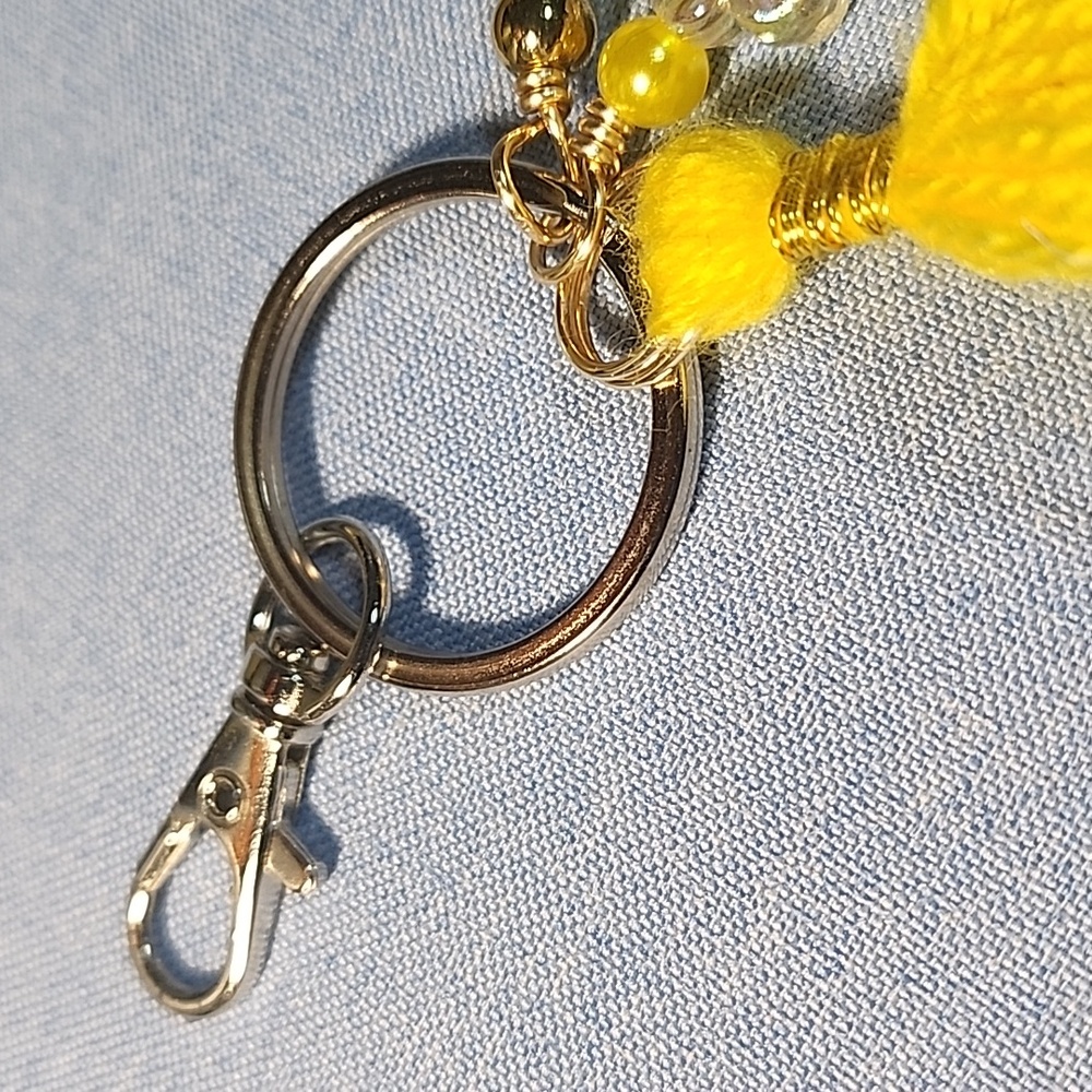 🎤Infinite Inspired Keychain - Picture 4 of 4